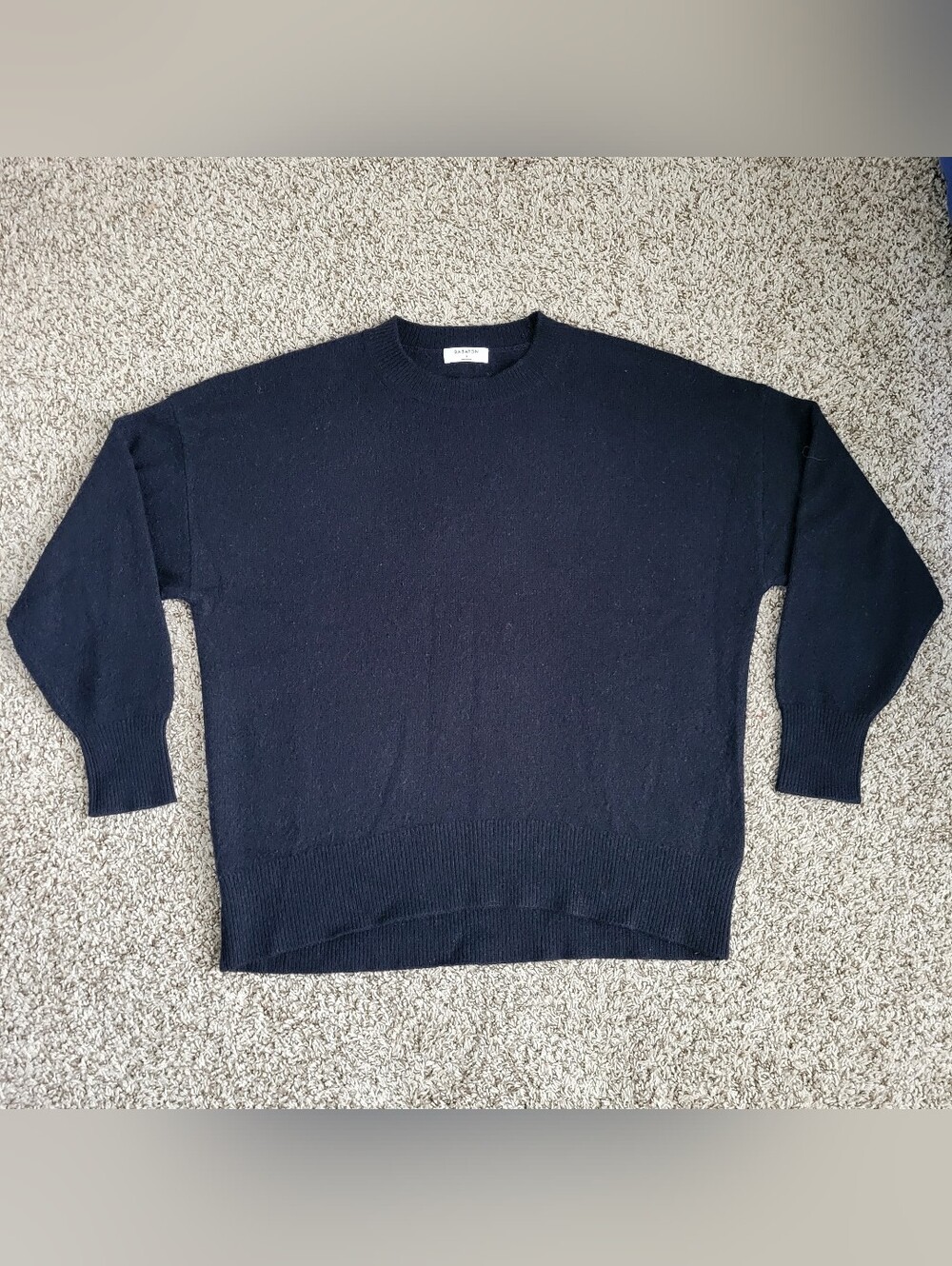 Aritzia Babaton Cashmere Sweater Black Crew Neck Crewneck Long Tunic Small